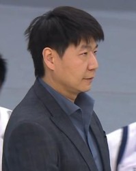 杏彩体育官网-邱彪：很庆幸我们是胜利的一方 第四外援至少能打一场顺利就打2场