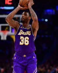 杏彩体育官方网站-斯玛特：有些球员在为合同而战 有些球员已经获得了合同