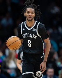 24岁生日快乐！NBA官方晒照为宰伊尔-威廉姆斯庆生